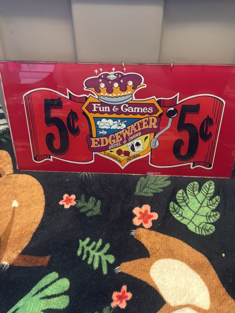 Glass Fun & Games 5¢ Vintage Style Casino Sign - Red